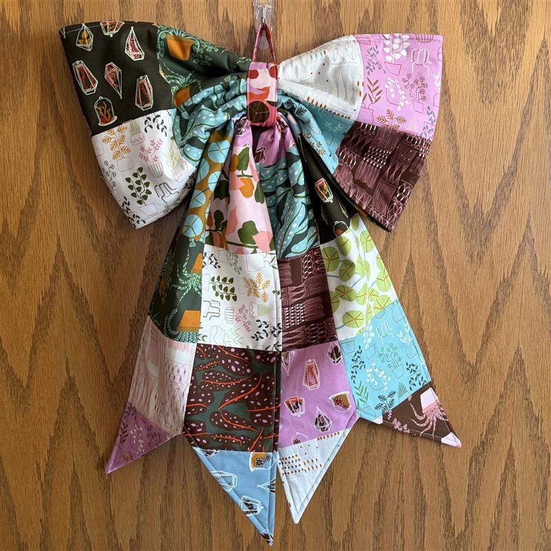 House Plant Bow